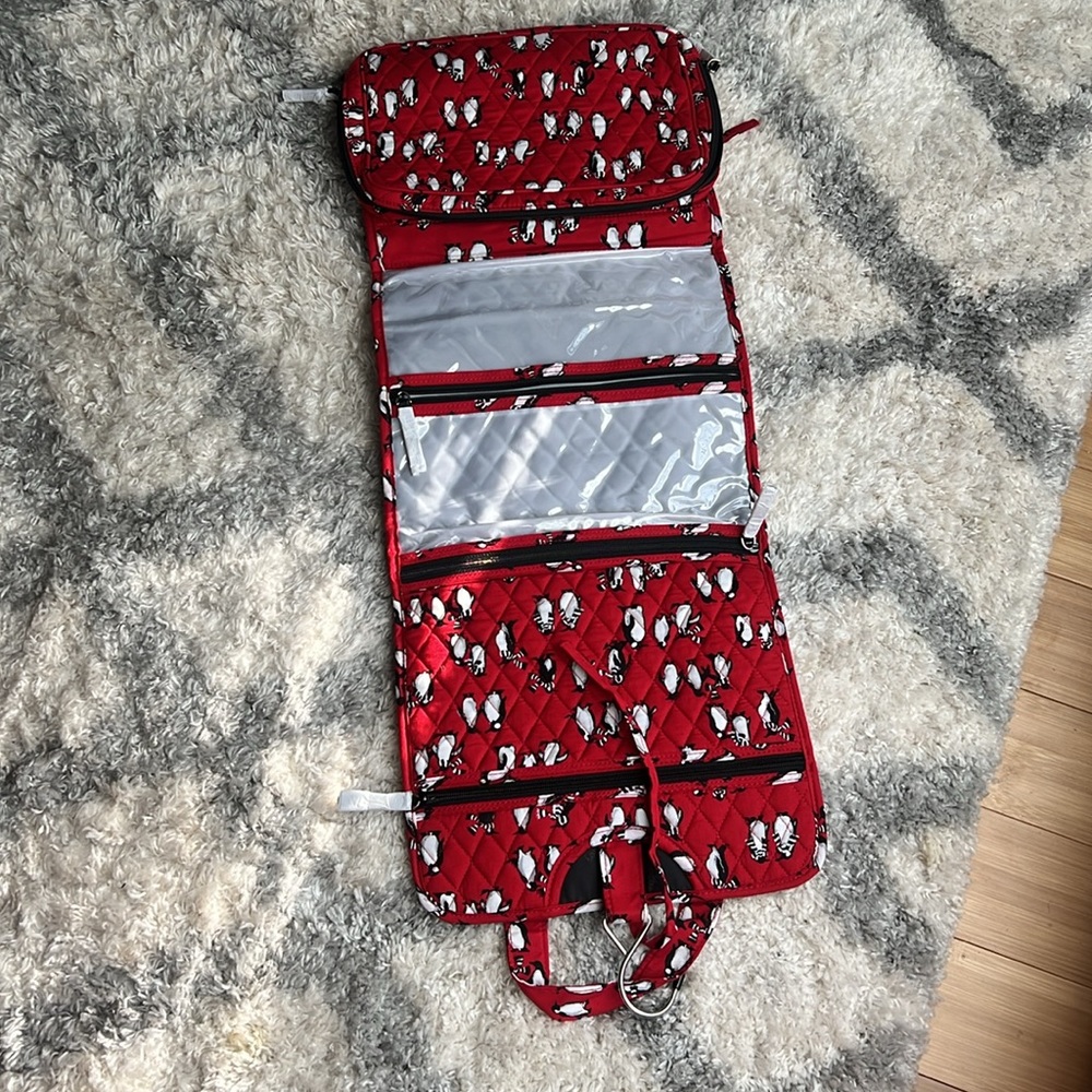 Vera Bradley travel, hanging toiletry bag. - Picture 2 of 5